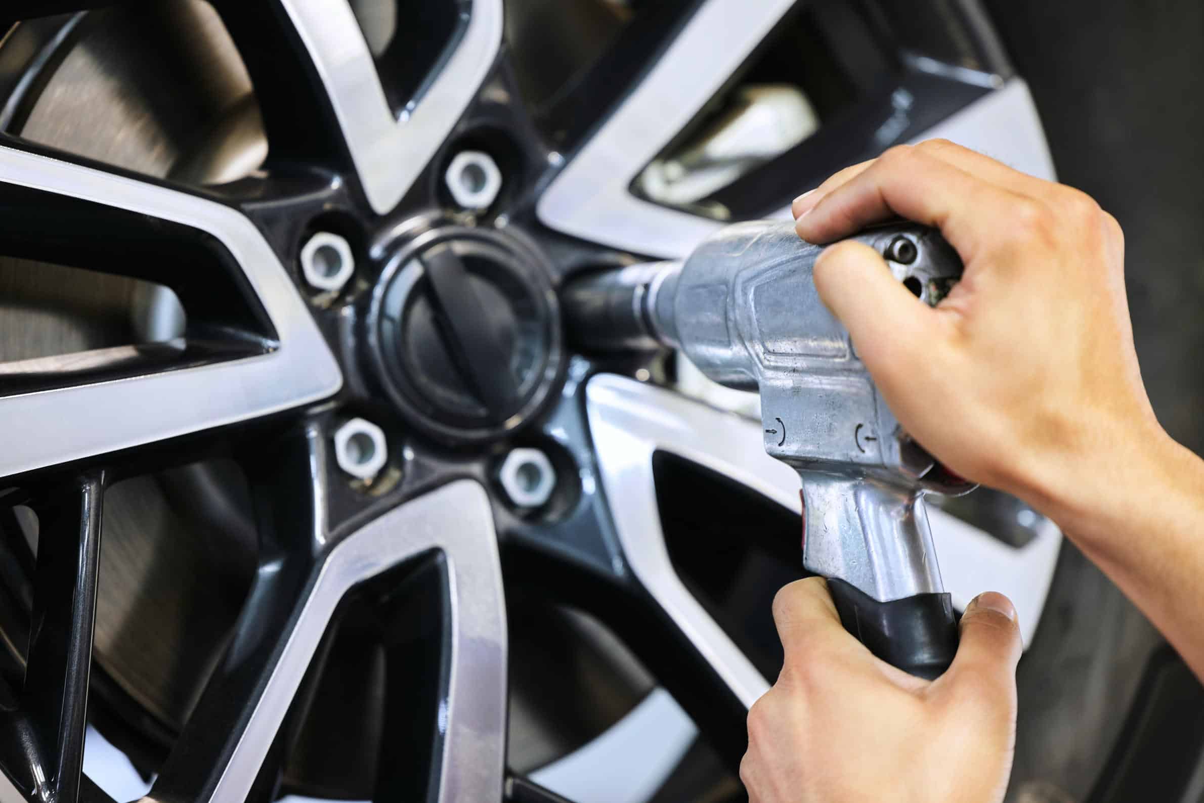 Chăm sóc mâm & lốp xe ô tô